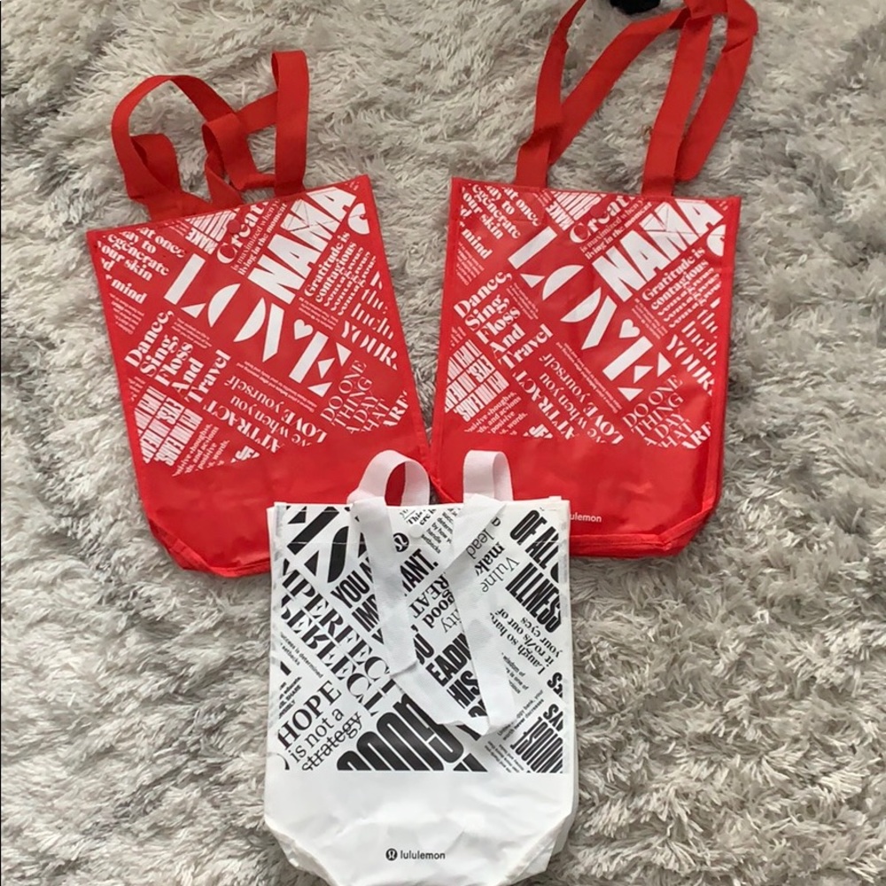 Lululemon bags